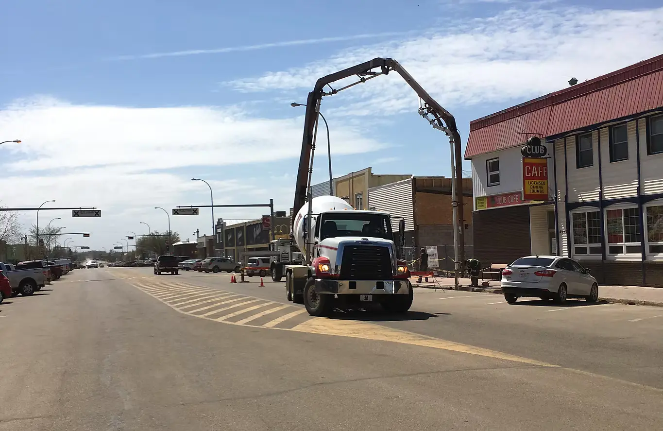 Large commercial build
